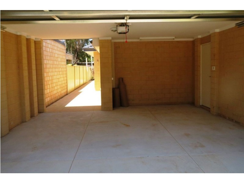 1/25 Fletcher Street, Rockingham WA 6168