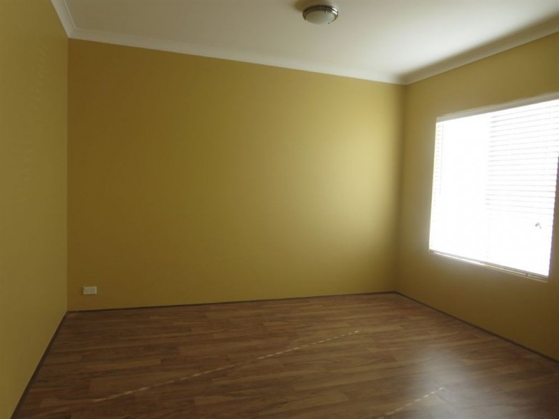 1/25 Fletcher Street, Rockingham WA 6168