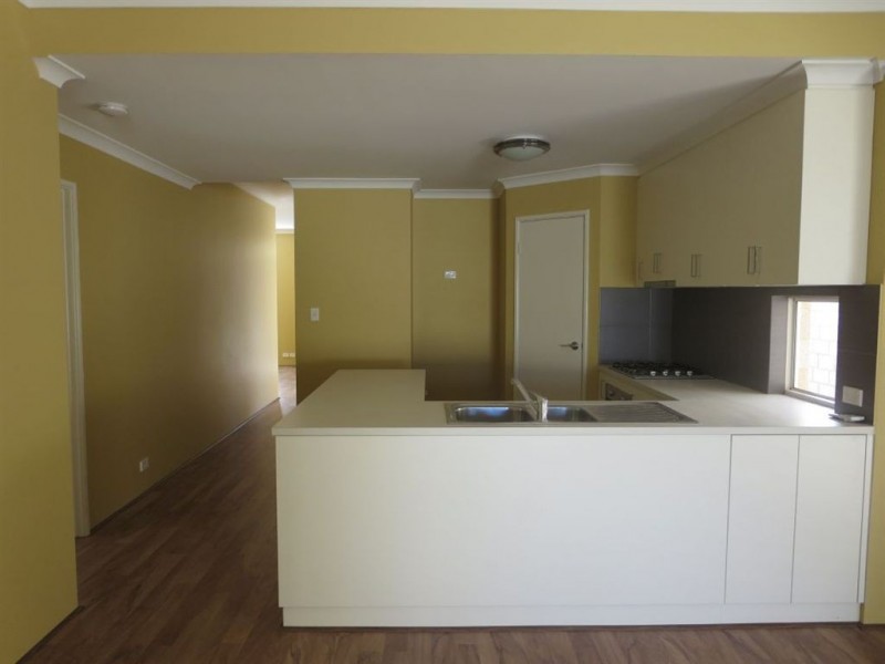 1/25 Fletcher Street, Rockingham WA 6168