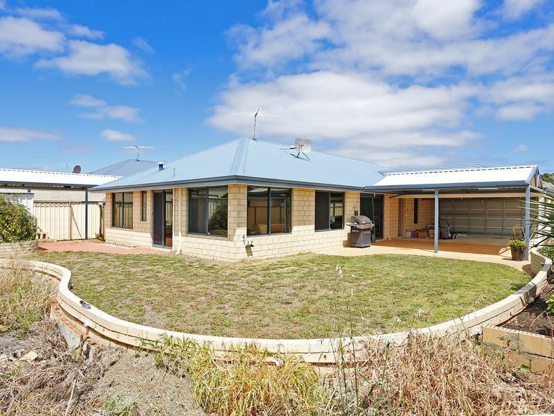 35 Wimbledon Street, Bertram WA 6167