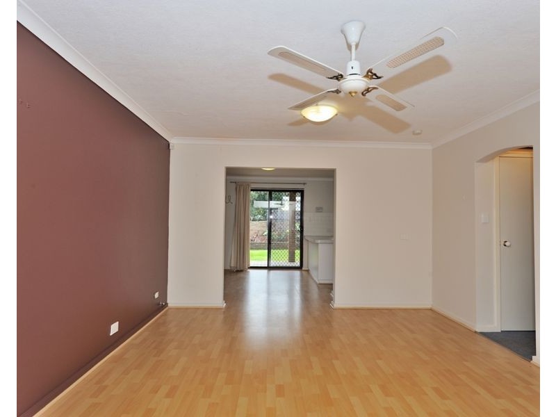 6/7 Fisher Street, Rockingham WA 6168