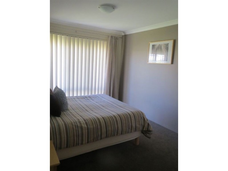 12 Edenhall Terrace, Waikiki WA 6169