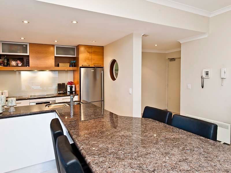 11/5-7 Railway Terrace, Rockingham WA 6168