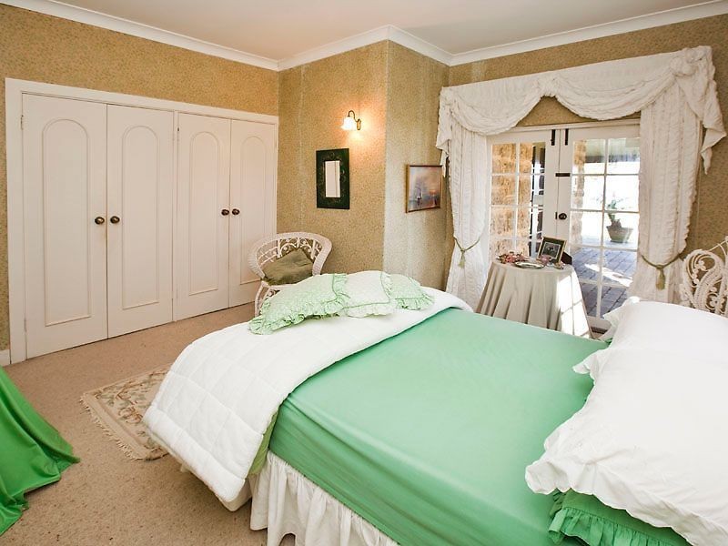 196 Arcadia Drive, Shoalwater WA 6169