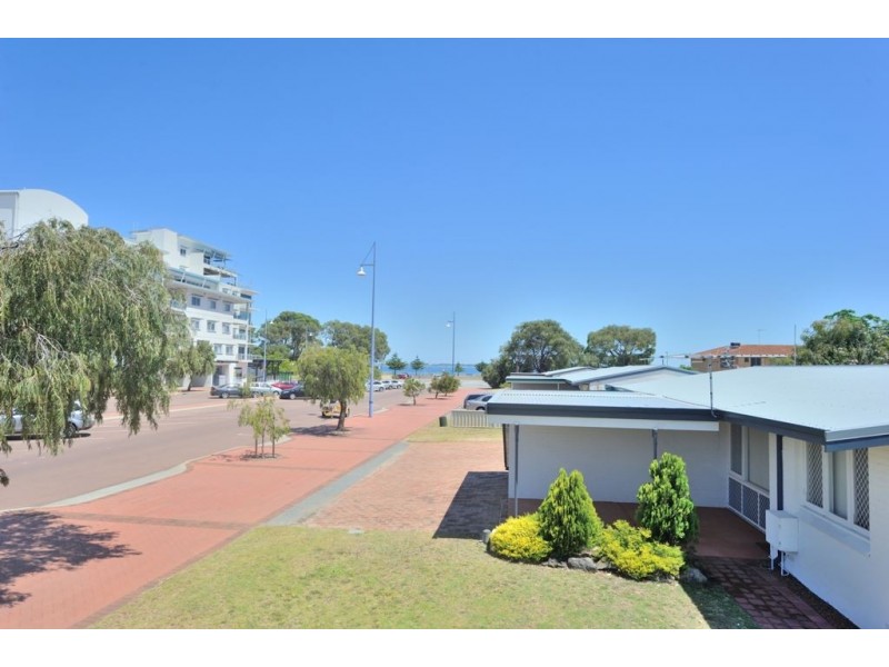 11/2 Wanliss Street, Rockingham WA 6168