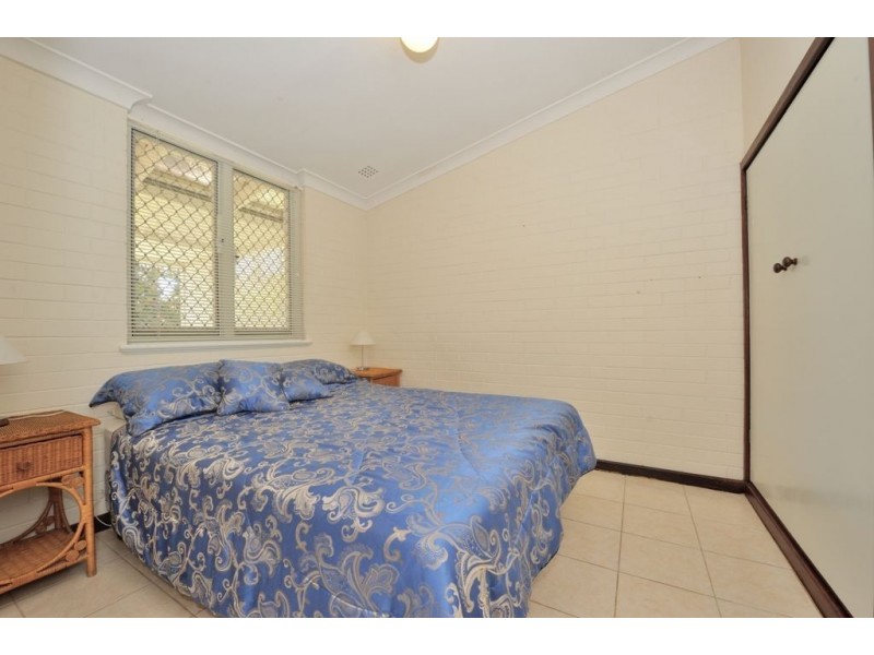 11/2 Wanliss Street, Rockingham WA 6168