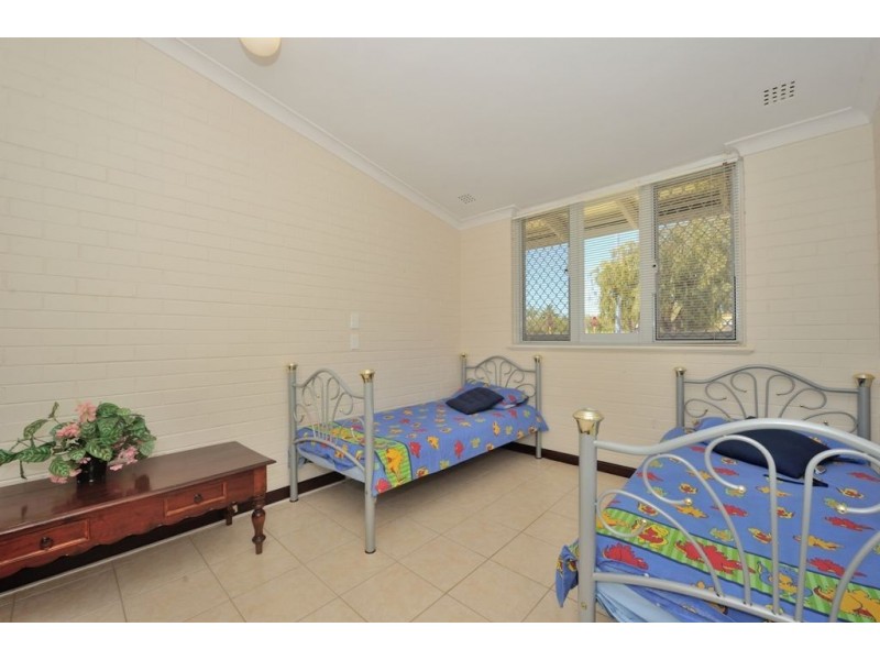 11/2 Wanliss Street, Rockingham WA 6168