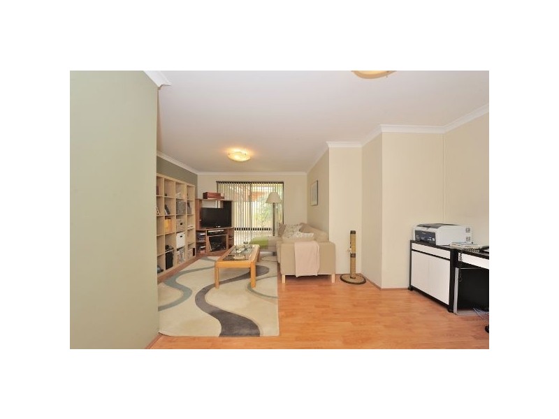 20 Galway Gardens, Warnbro WA 6169