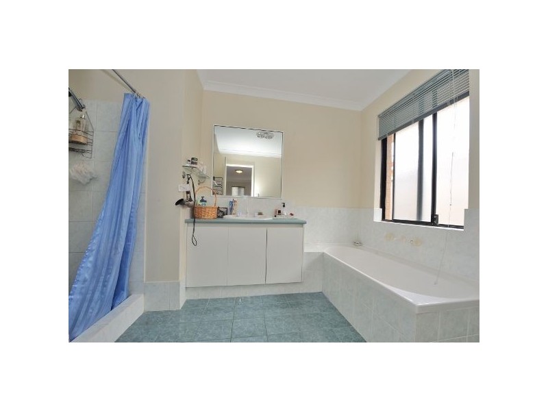 20 Galway Gardens, Warnbro WA 6169