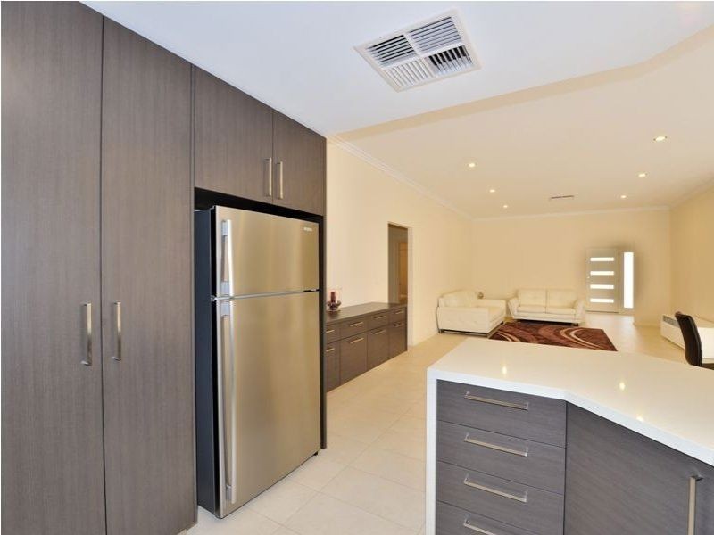 1/45 Harrison Street, Rockingham WA 6168