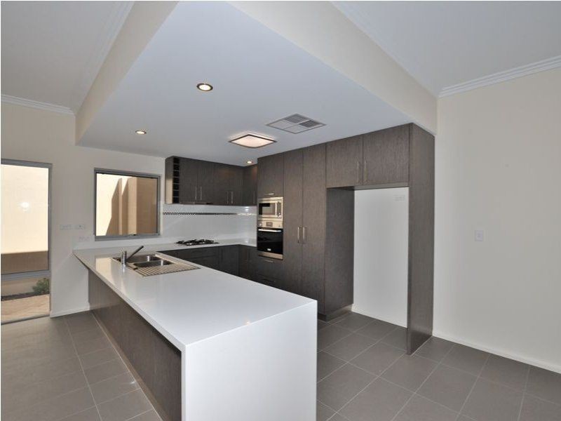 2/45 Harrison Street, Rockingham WA 6168