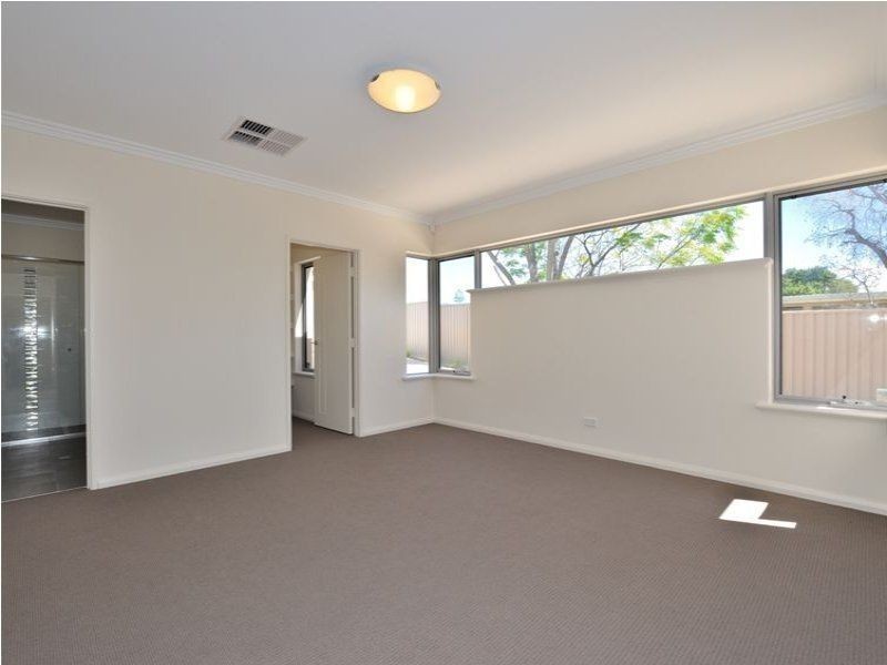 2/45 Harrison Street, Rockingham WA 6168