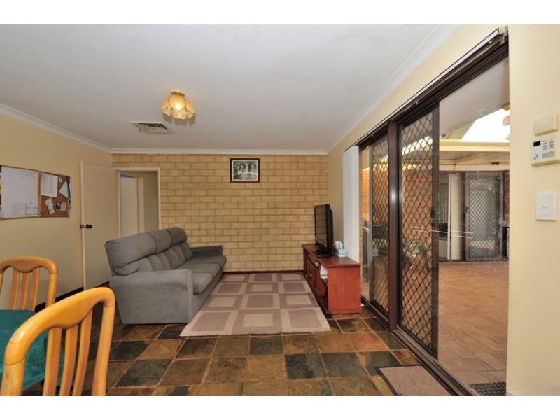 14 Tana Court, Waikiki WA 6169