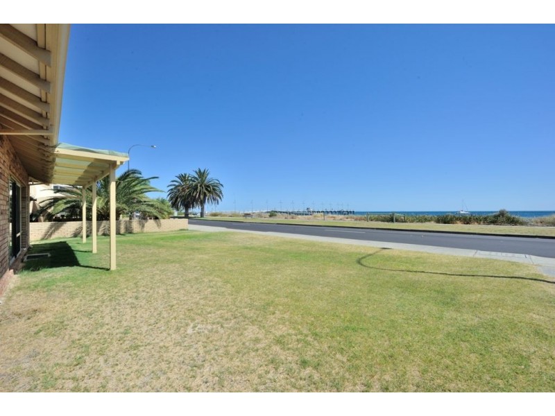 101 Esplanade, Rockingham WA 6168