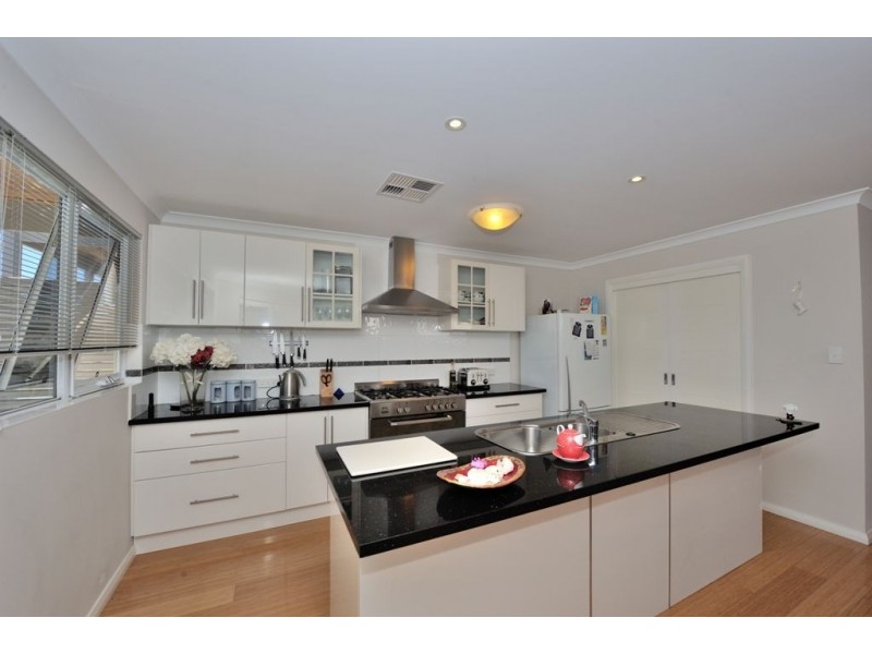 32B Watts Road, Shoalwater WA 6169