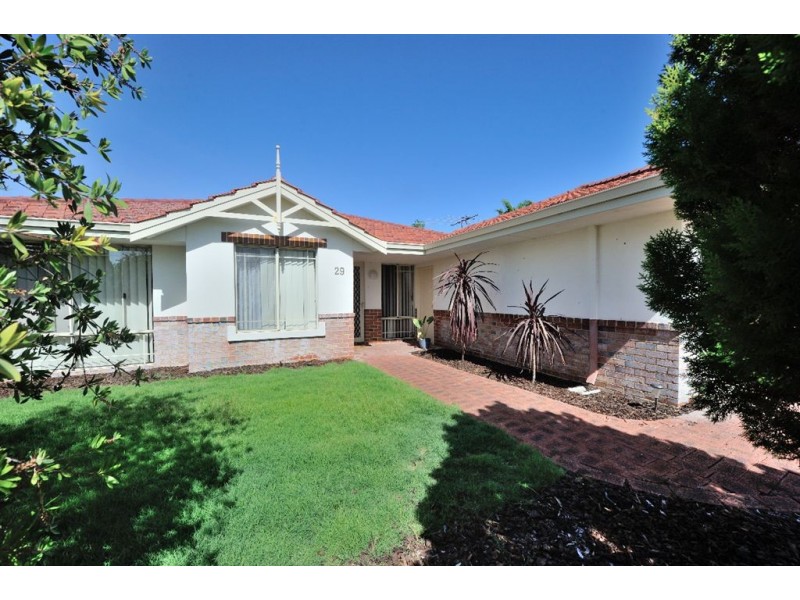 29 Swallowtail Parade, Warnbro WA 6169