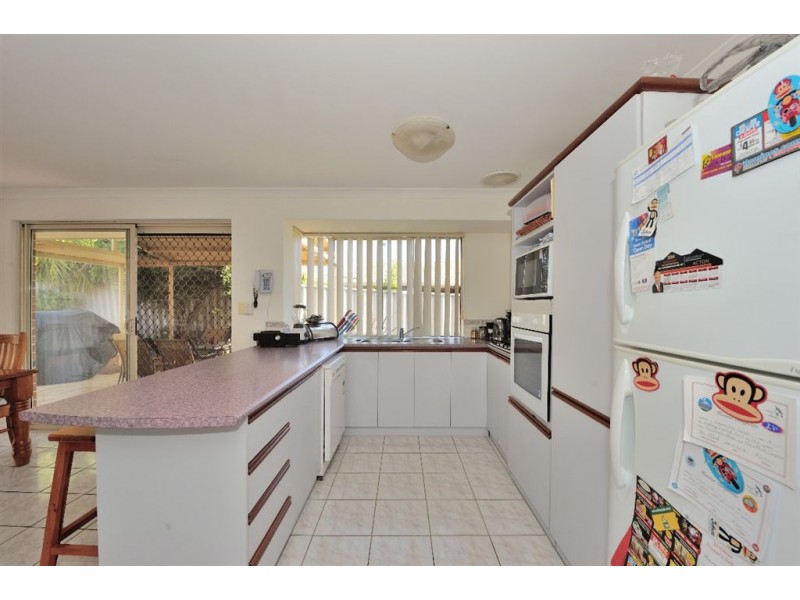 29 Swallowtail Parade, Warnbro WA 6169