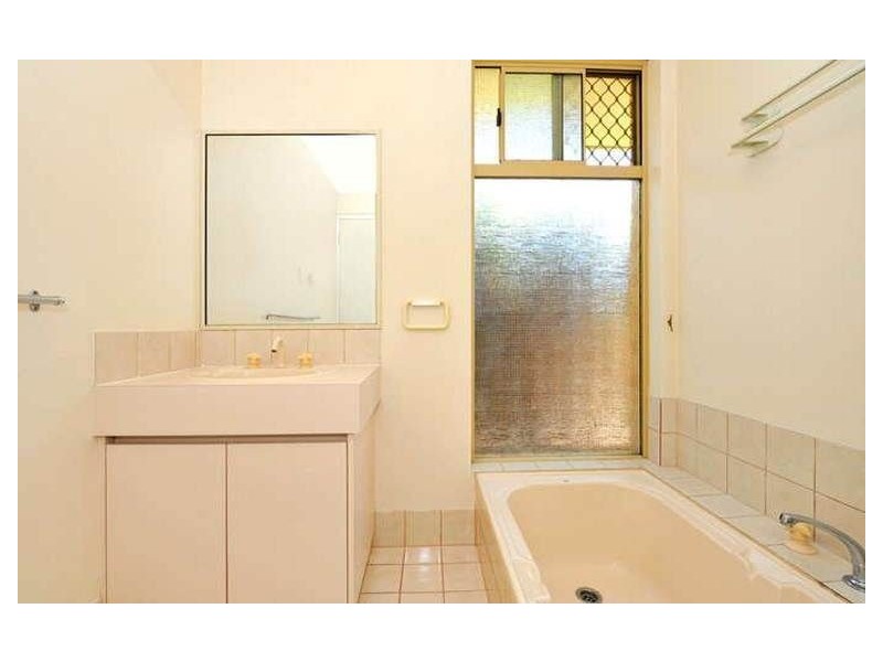 5 Investigator Drive, Waikiki WA 6169
