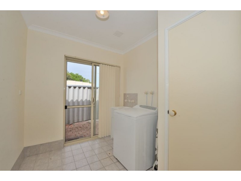 61 Fourth Avenue, Shoalwater WA 6169