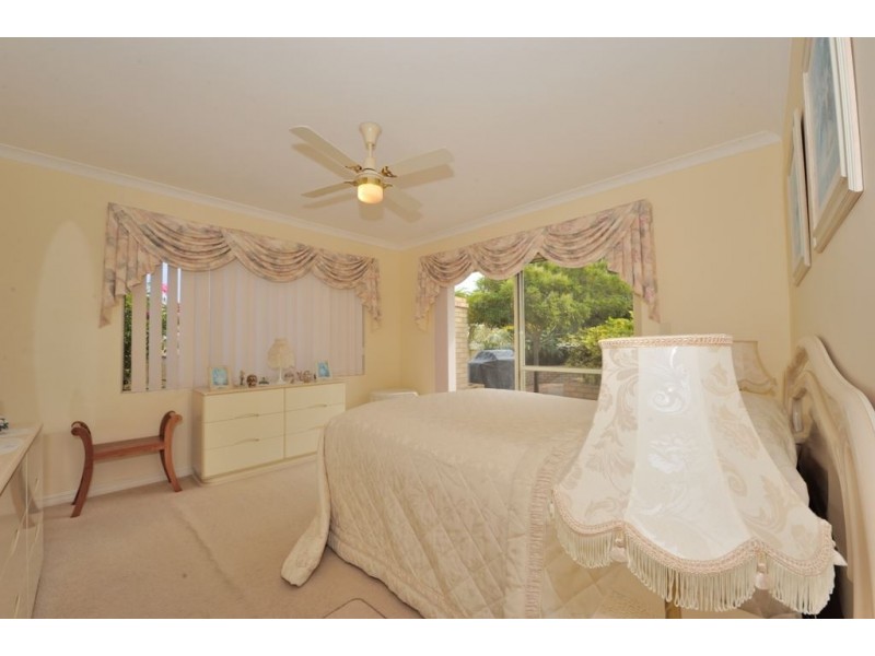 61 Fourth Avenue, Shoalwater WA 6169