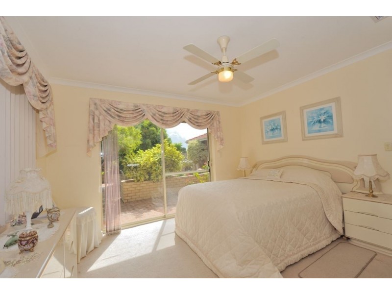 61 Fourth Avenue, Shoalwater WA 6169