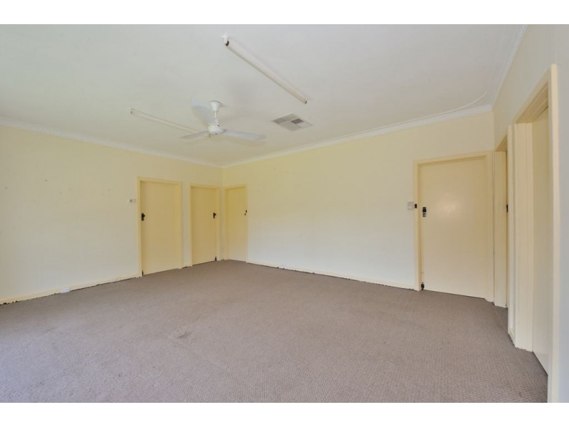 14 Gloucester Avenue, Shoalwater WA 6169
