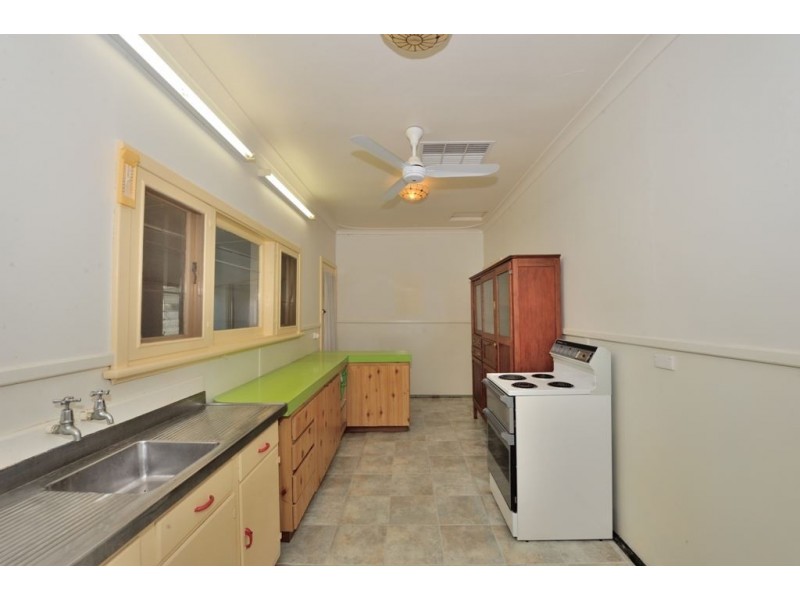 14 Gloucester Avenue, Shoalwater WA 6169