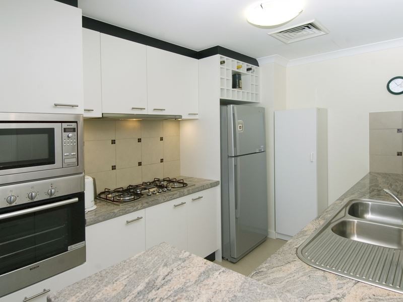 45/17 Rockingham Beach Road, Rockingham WA 6168