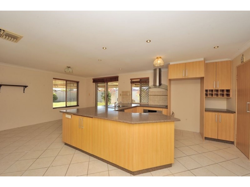 15 Marjorie Parade, Rockingham WA 6168