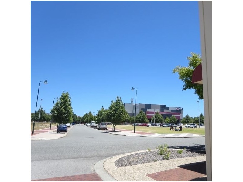 4B 3 Goddard Street, Rockingham WA 6168