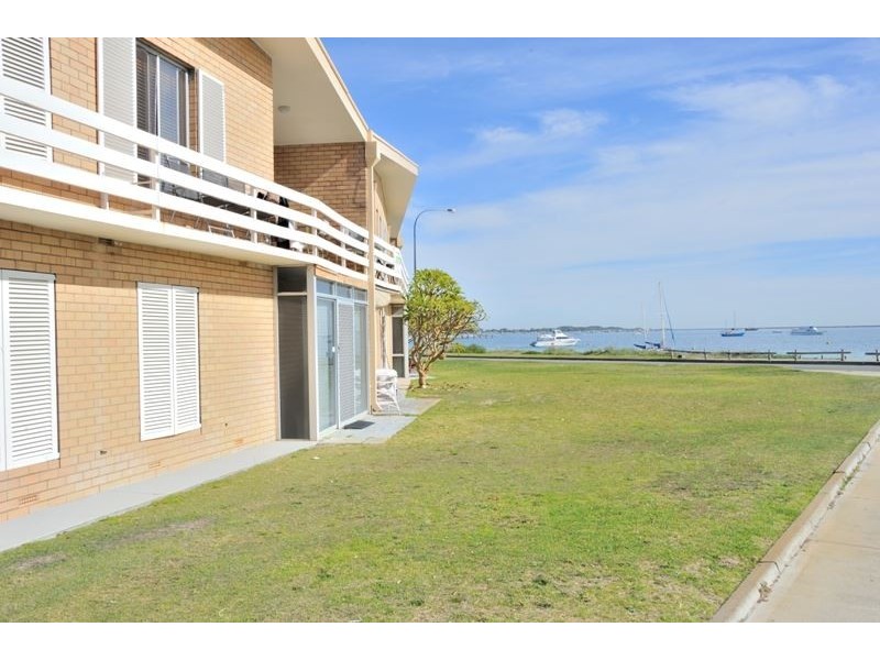 9/153 Esplanade, Rockingham WA 6168