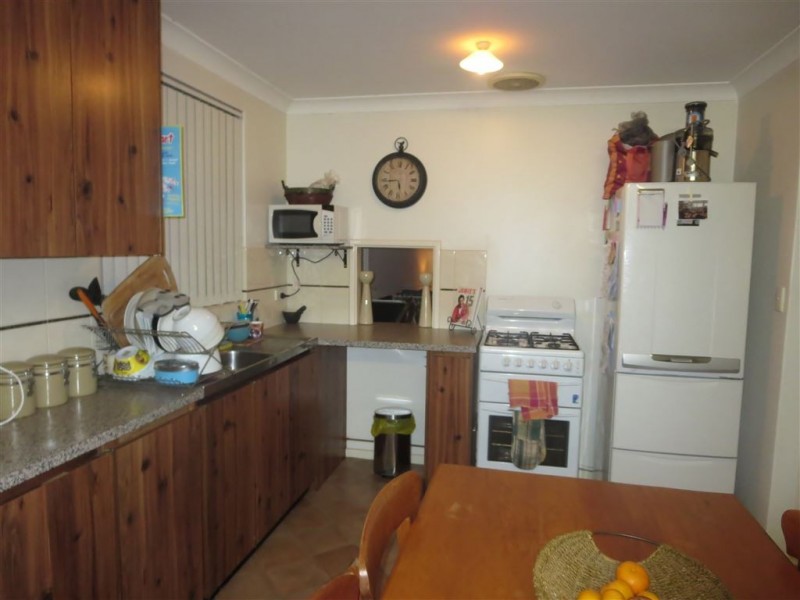 15 Haselmere Circus, Rockingham WA 6168