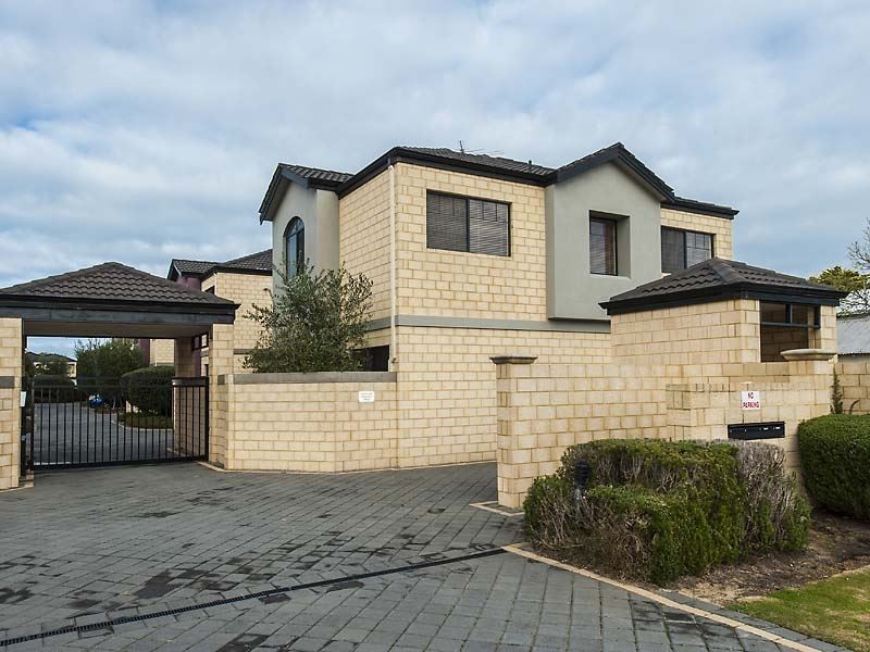 8/5-7 Harrison Street, Rockingham WA 6168