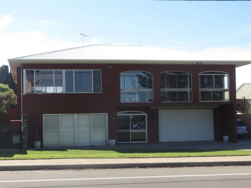 254 Safety Bay Road, Safety Bay WA 6169