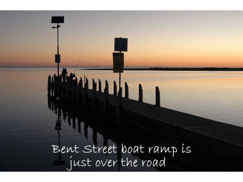 254 Safety Bay Road, Safety Bay WA 6169