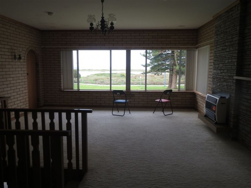 254 Safety Bay Road, Safety Bay WA 6169