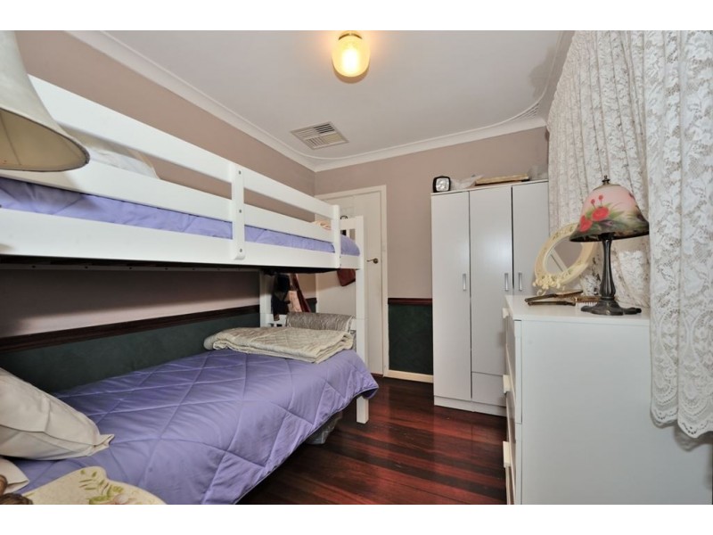 28 Houston Street, Rockingham WA 6168