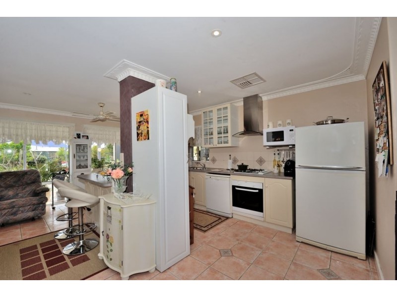 28 Houston Street, Rockingham WA 6168