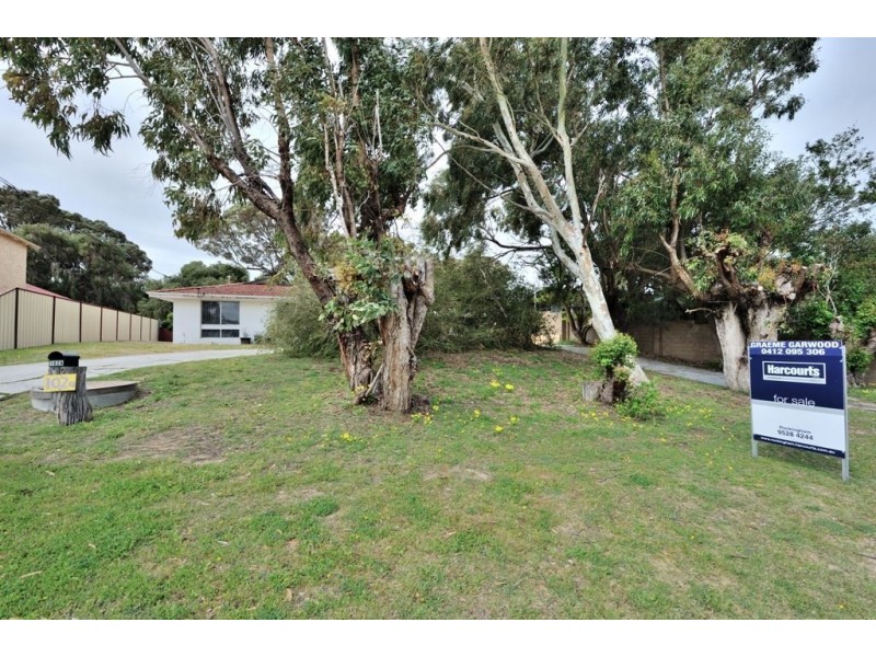 102 Gloucester Crescent, Shoalwater WA 6169