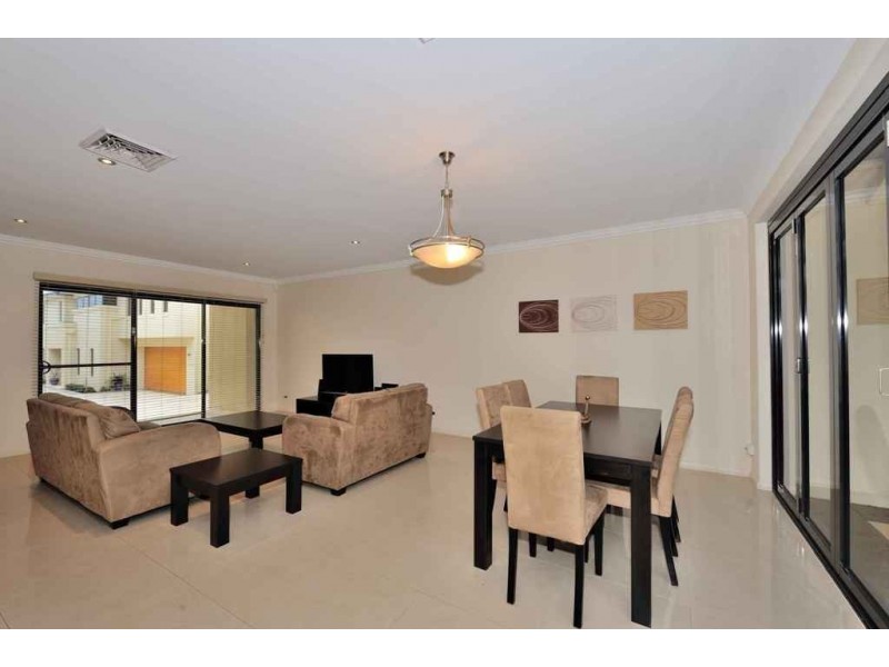 167B Rockingham Beach Road, Rockingham WA 6168