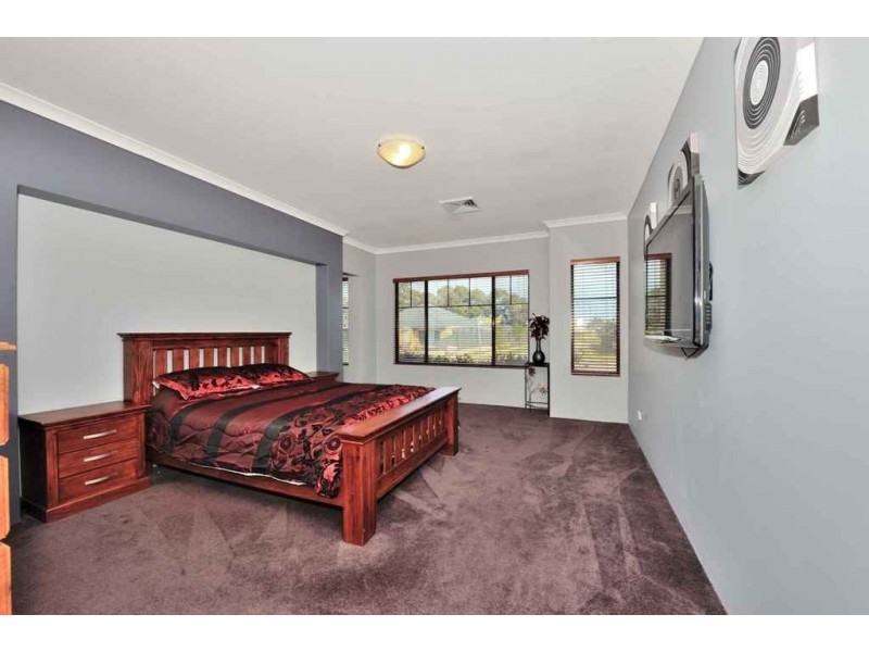 12 Harperia Way, Baldivis WA 6171