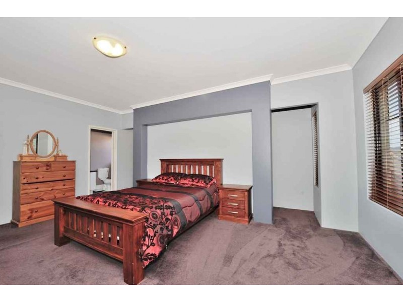 12 Harperia Way, Baldivis WA 6171