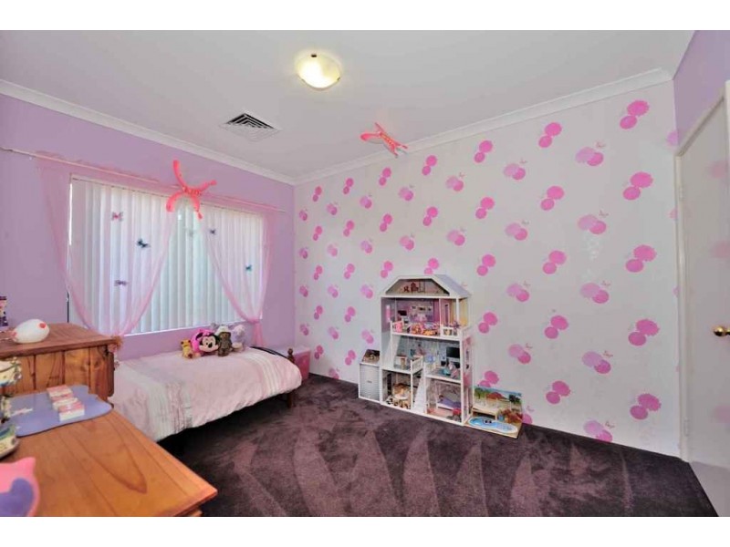 12 Harperia Way, Baldivis WA 6171