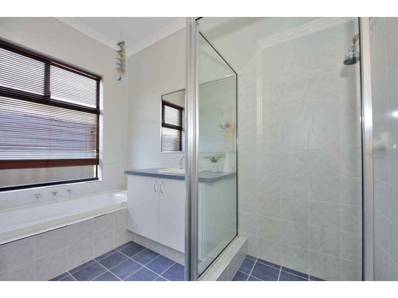 12 Harperia Way, Baldivis WA 6171