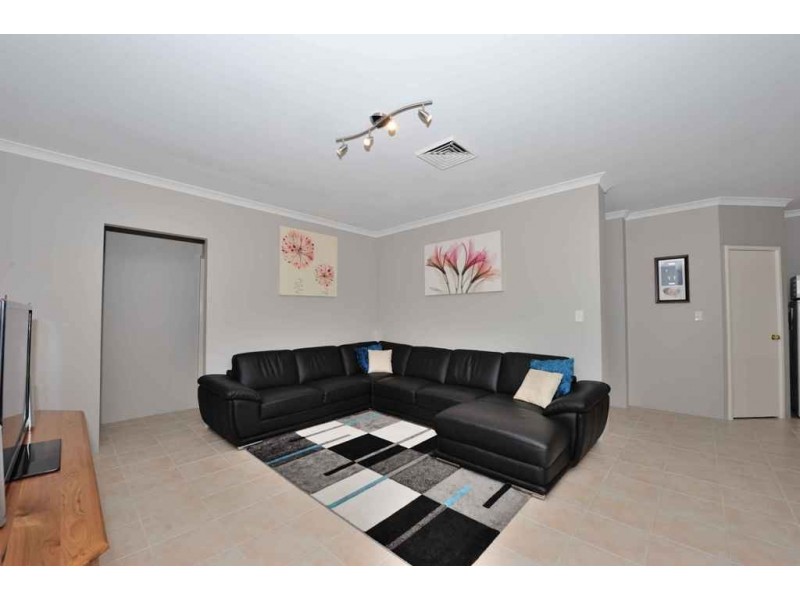 12 Harperia Way, Baldivis WA 6171