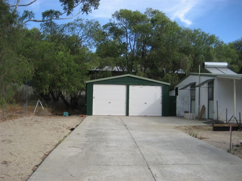 1 Hide-Away Vale, Preston Beach WA 6215