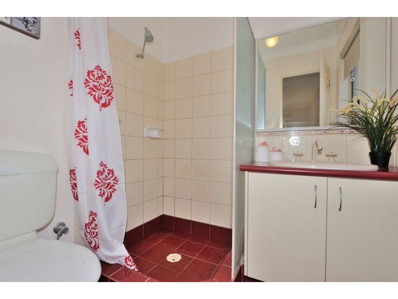 42 Highlander Parade, Rockingham WA 6168