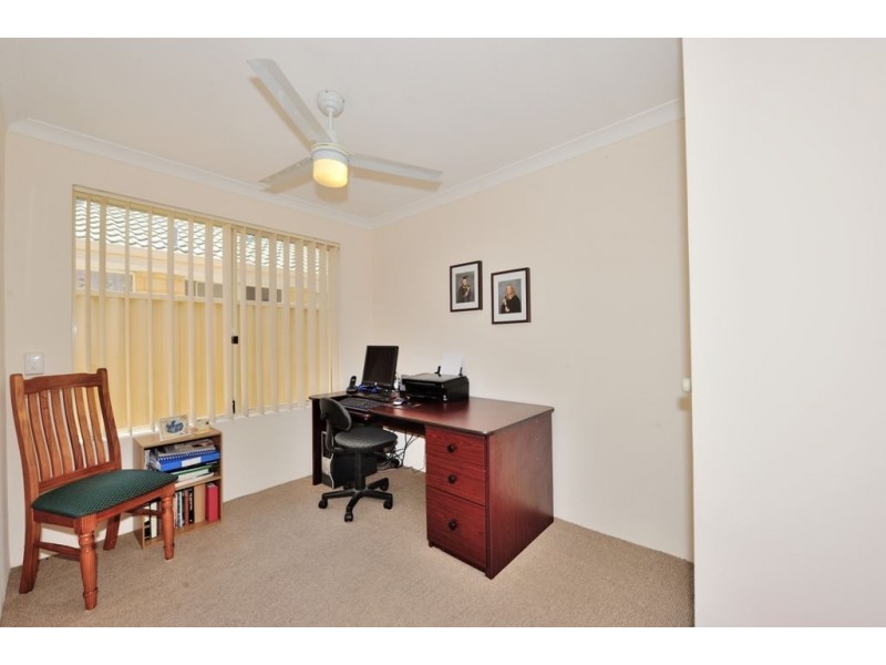 42 Highlander Parade, Rockingham WA 6168