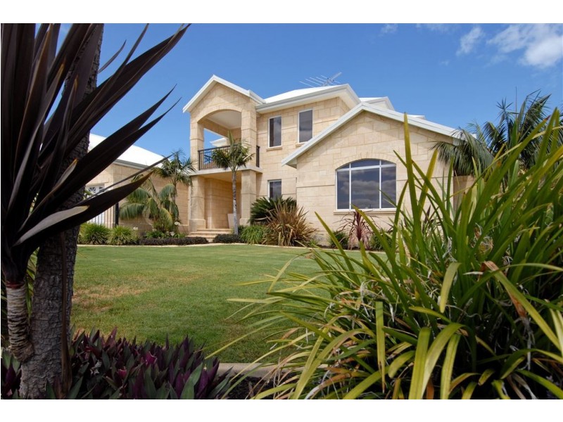 2 Cardiff Place, Warnbro WA 6169