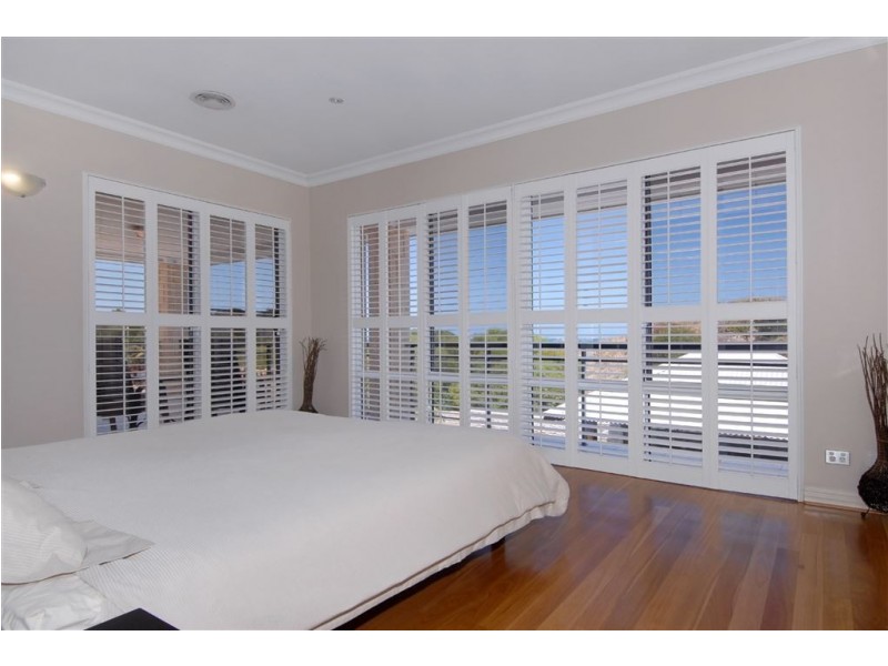 2 Cardiff Place, Warnbro WA 6169